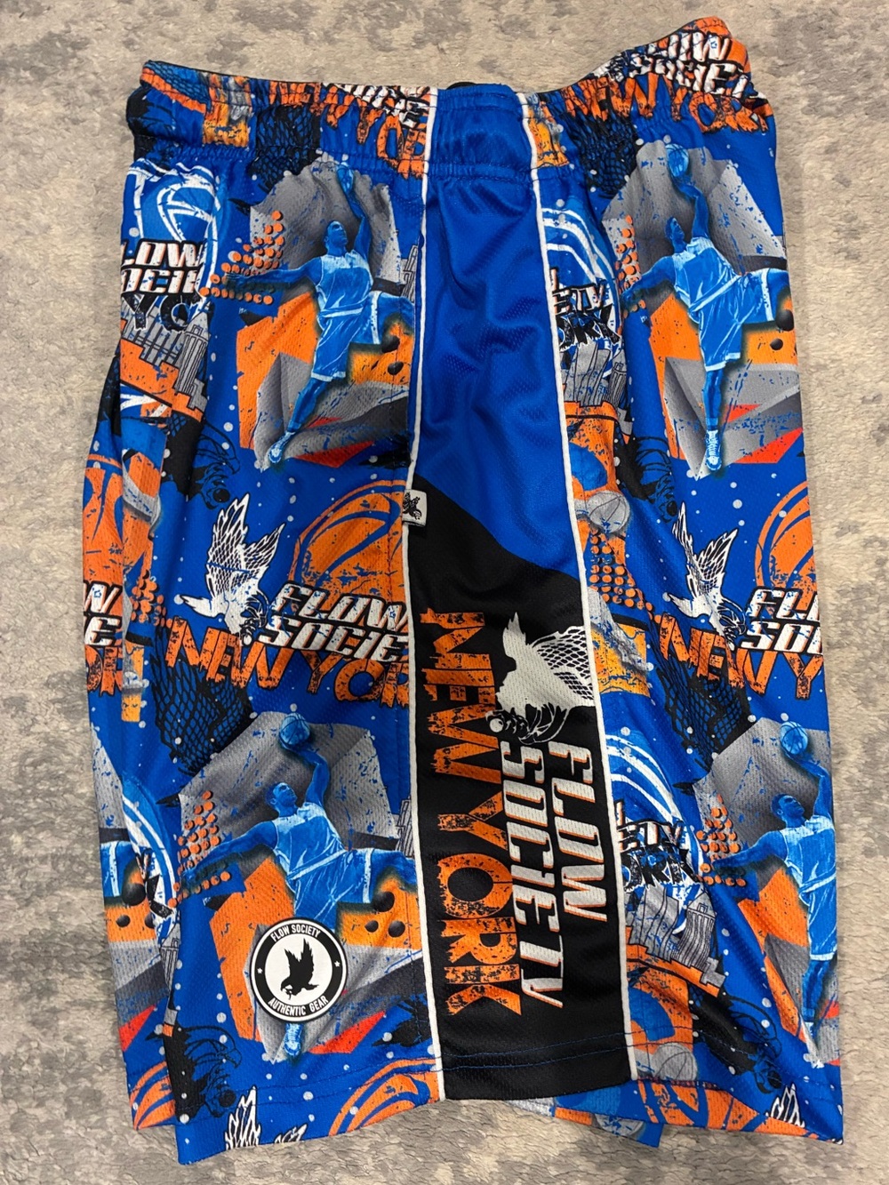 Boys NY Basketball Flow Society Shorts Sz. Y XL